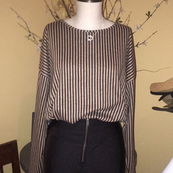 Mikey & Joey crop top - Picture 1 of 6